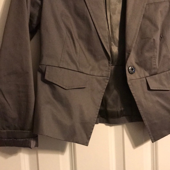 Banana republic blazer size 2p - Picture 3 of 4